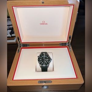 Omega Seamaster 300 Professional Green UNWORN. Original box paperwork warranty